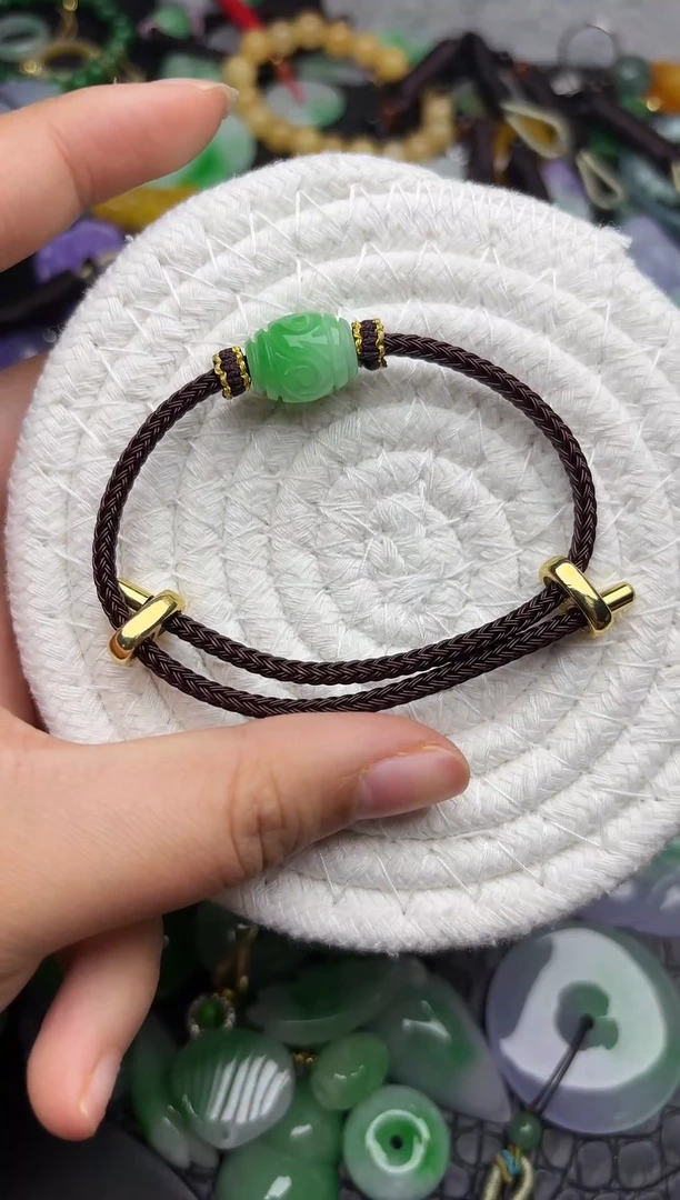 颈饰未镶嵌翡翠缅甸翡翠吊坠