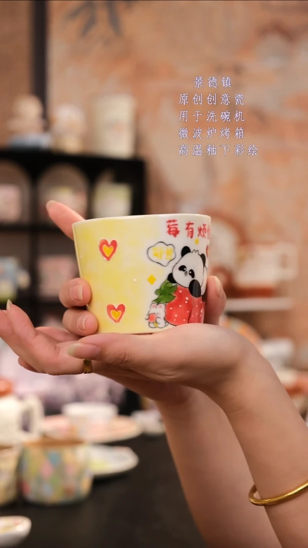 摆件景德镇手工手绘设计师款