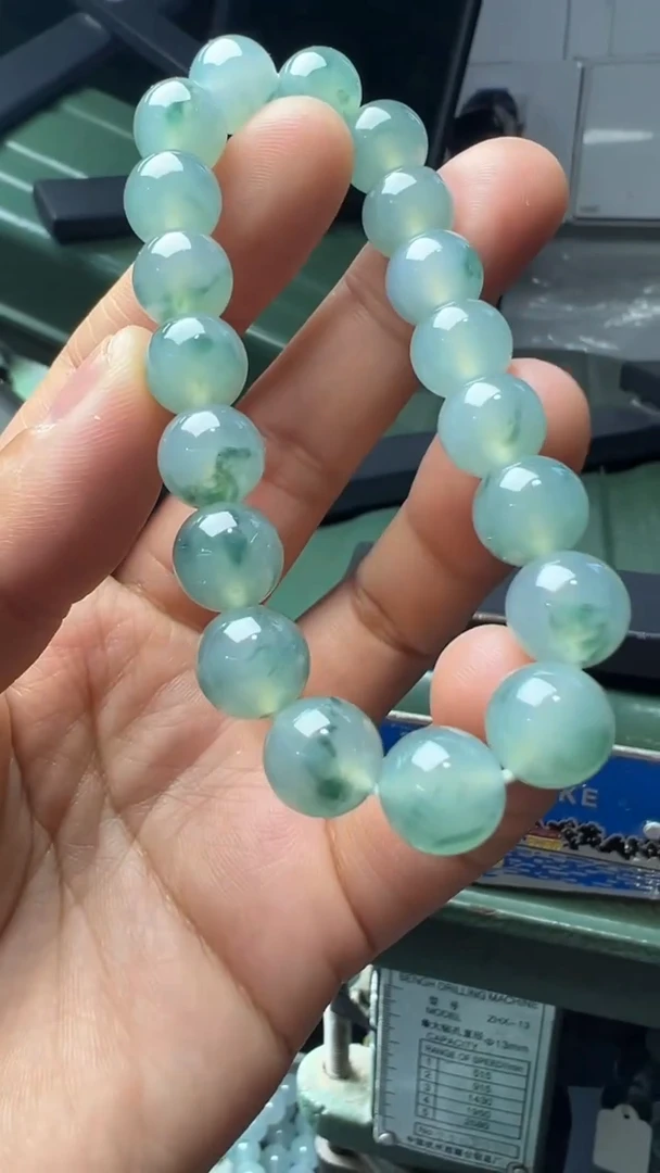 未镶嵌手串翡翠缅甸翡翠A货卡10左右