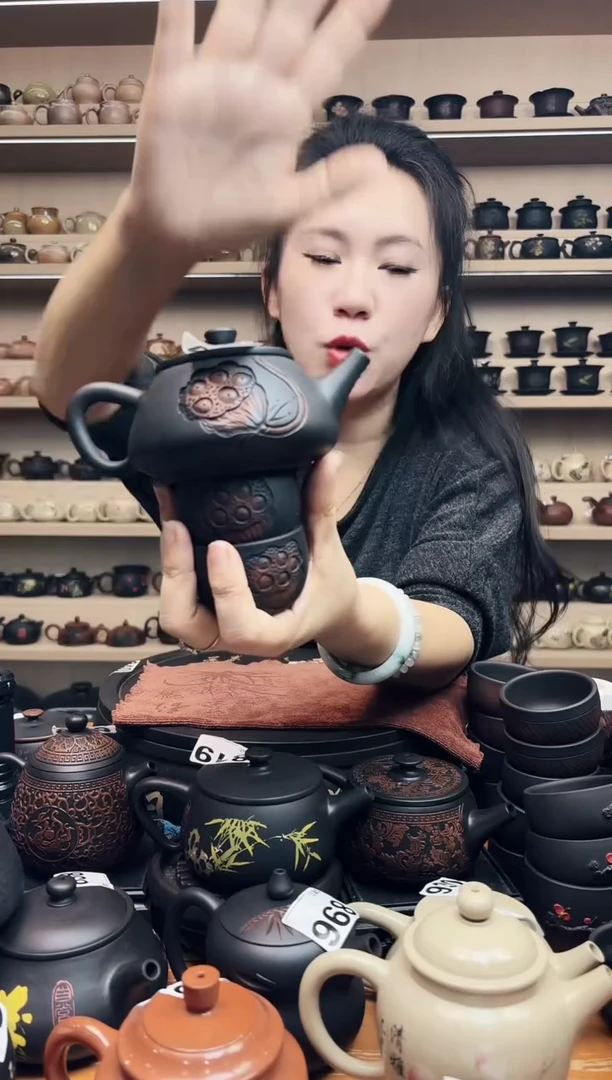 壶完品球孔 半雕莲蓬石瓢 +2莲蓬杯 412