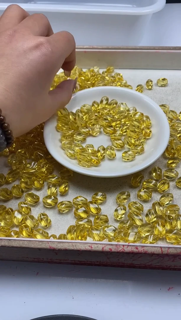 【闪购商品】水晶颈饰未镶嵌w2136黄水晶扭扭珠12mm*5颗