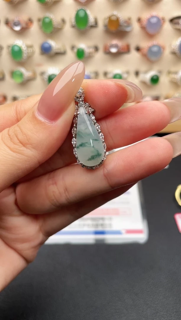 吊坠(不含链)银S925镶嵌翡翠一物一证一礼盒