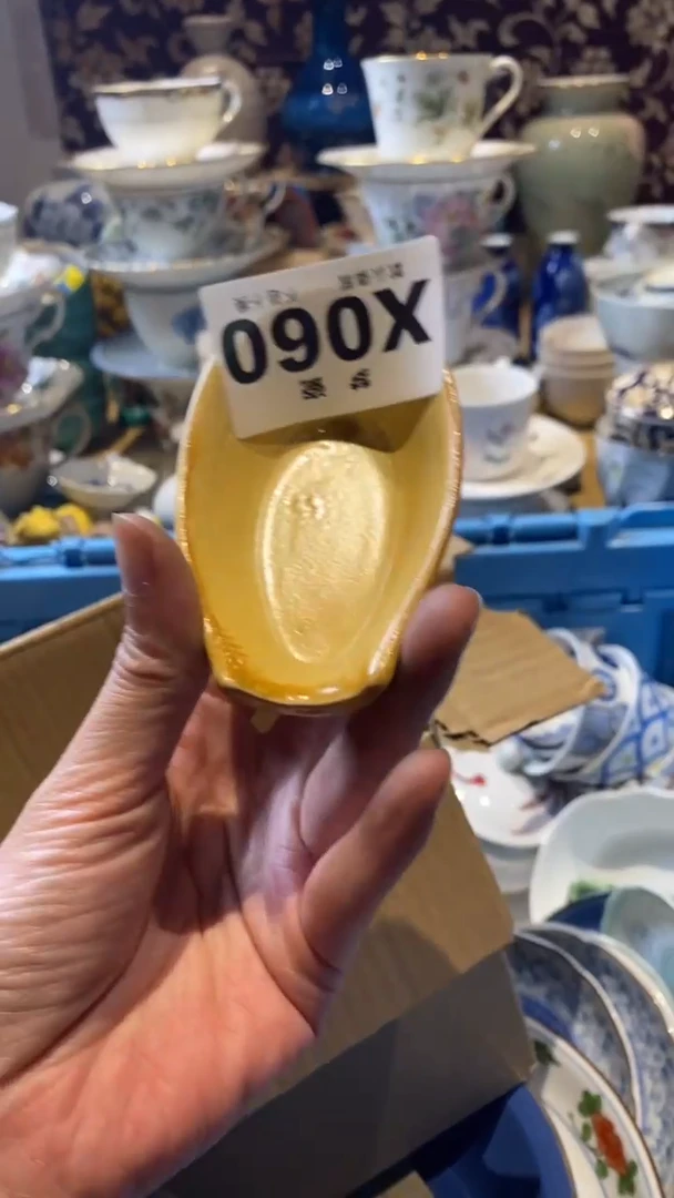 瓷片梦瓷哈哈哈哈哈哈哈