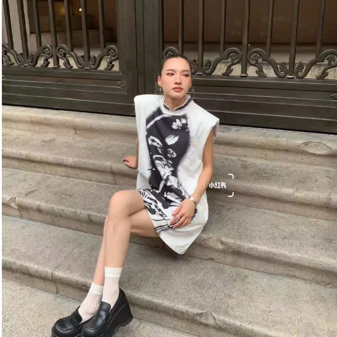 U.T刺绣夏季斜肩印花连衣裙女装一粒扣女款旗袍百搭无袖L157