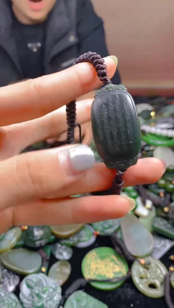 未镶嵌和田玉珠宝半成品1