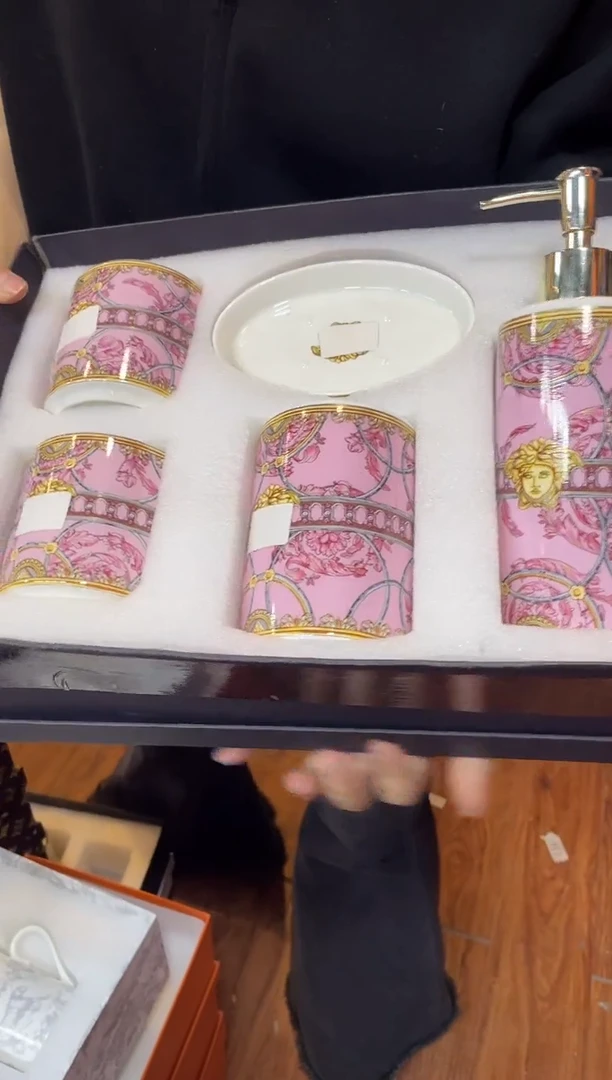 杯鸿辉家品牌瓷器，京东包邮！