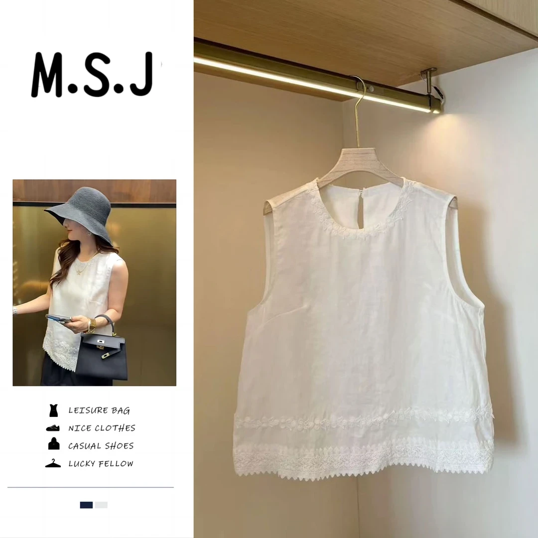 文艺风无袖上衣：夏日衣橱的清新宝藏