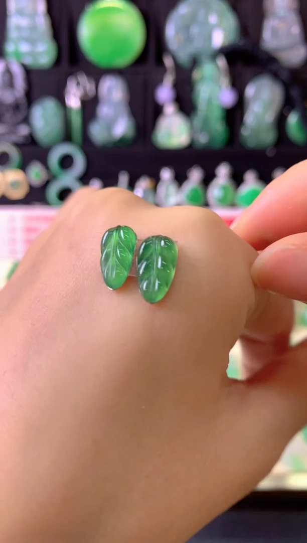 定制翡翠未镶嵌1裸玉（客户意向镶嵌）