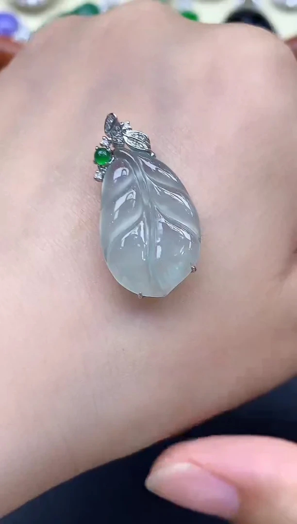 颈饰18K金镶嵌翡翠459-中国好珍宝