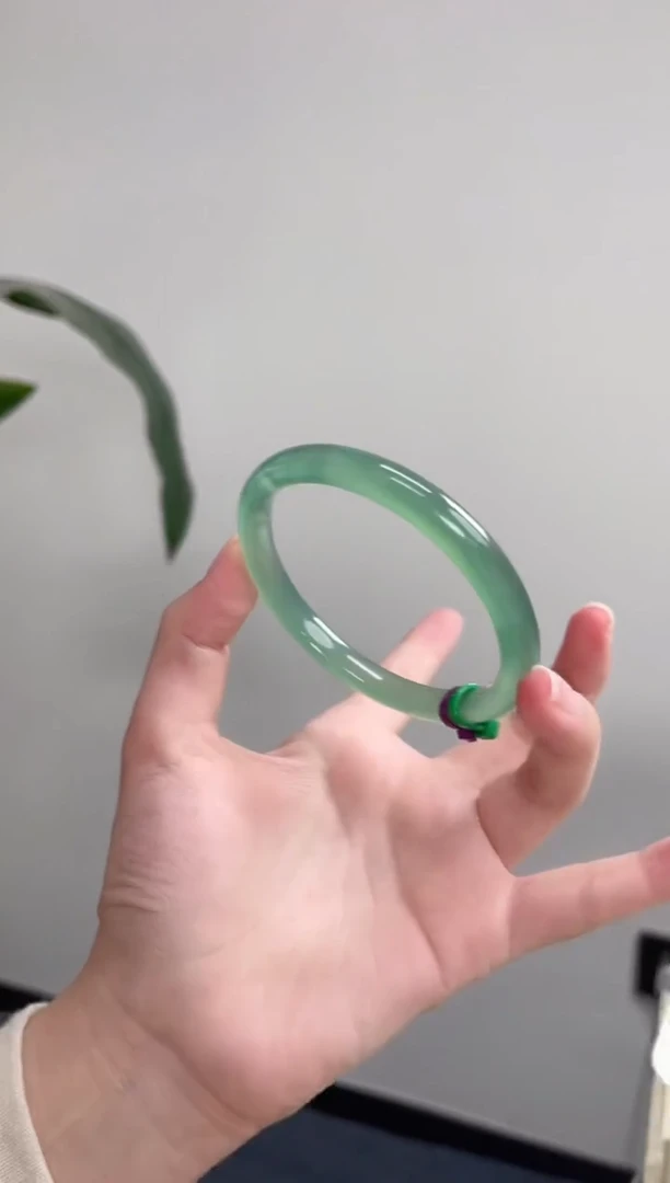 手镯玛瑙/玉髓未镶嵌63圈