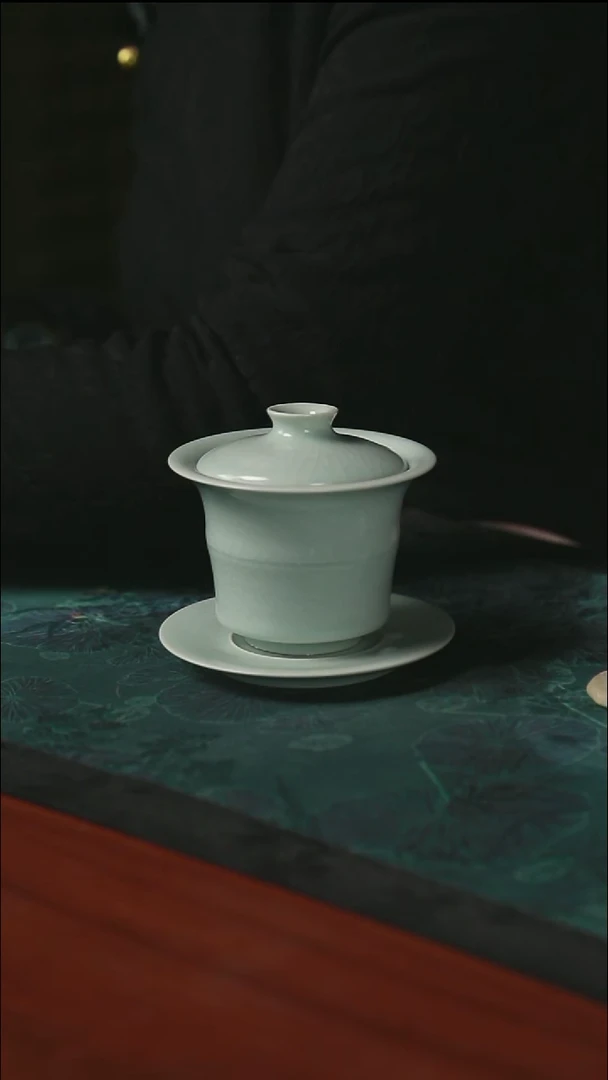 竹节盖碗  支钉 开片 一级品  150毫升