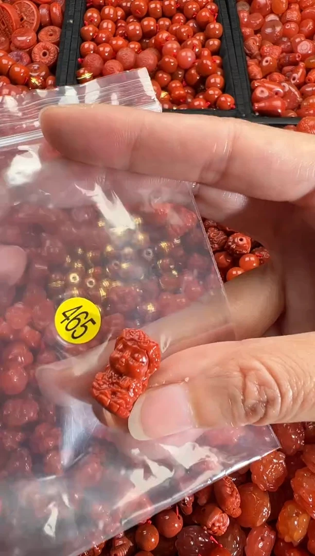 【闪购商品】南红玛瑙颈饰未镶嵌1