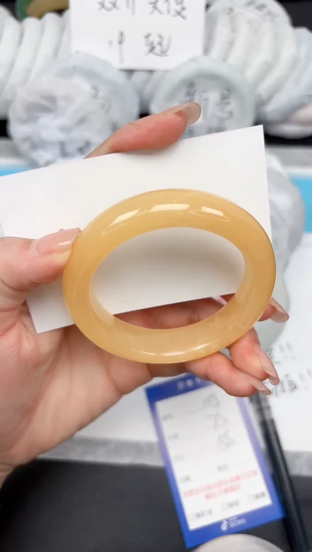 未镶嵌手镯石英质玉115/55