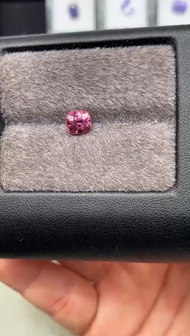 【闪购商品】定制尖晶石裸石未镶嵌枕型 丁香紫色调尖晶石 1.59ct