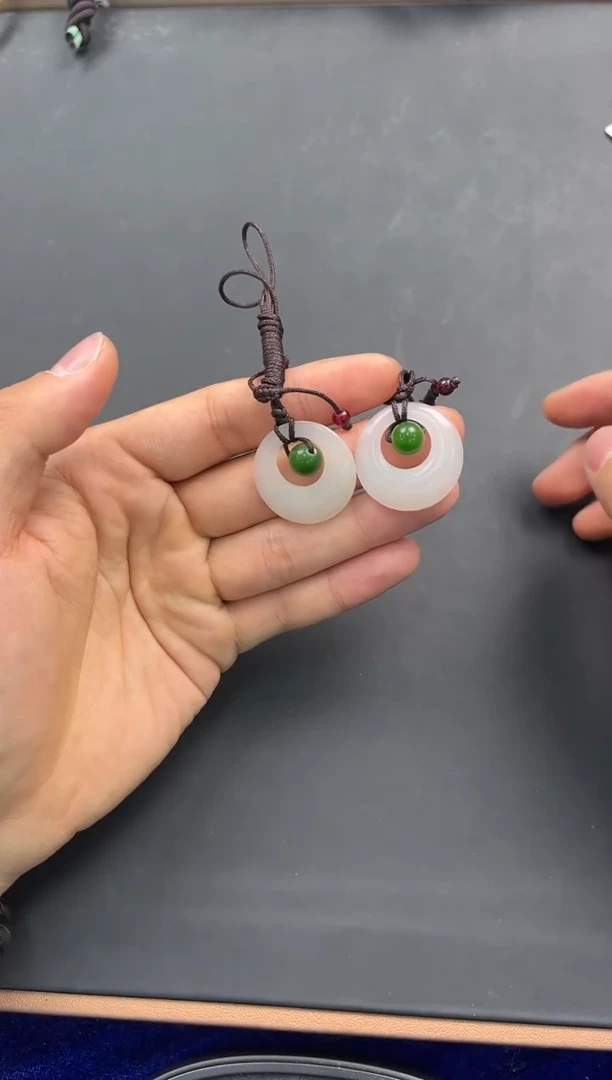 未镶嵌手串和田玉且末天泰白玉吊坠微色差多样性拍一发一