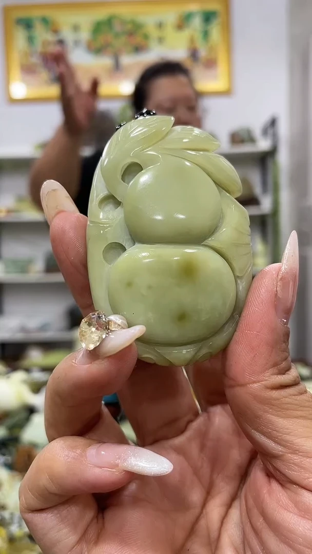岫玉未镶嵌手把件