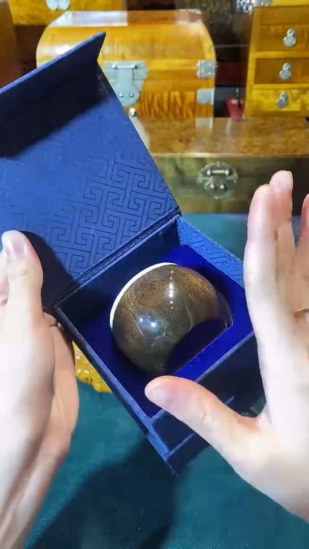 金丝楠阴沉木 主人