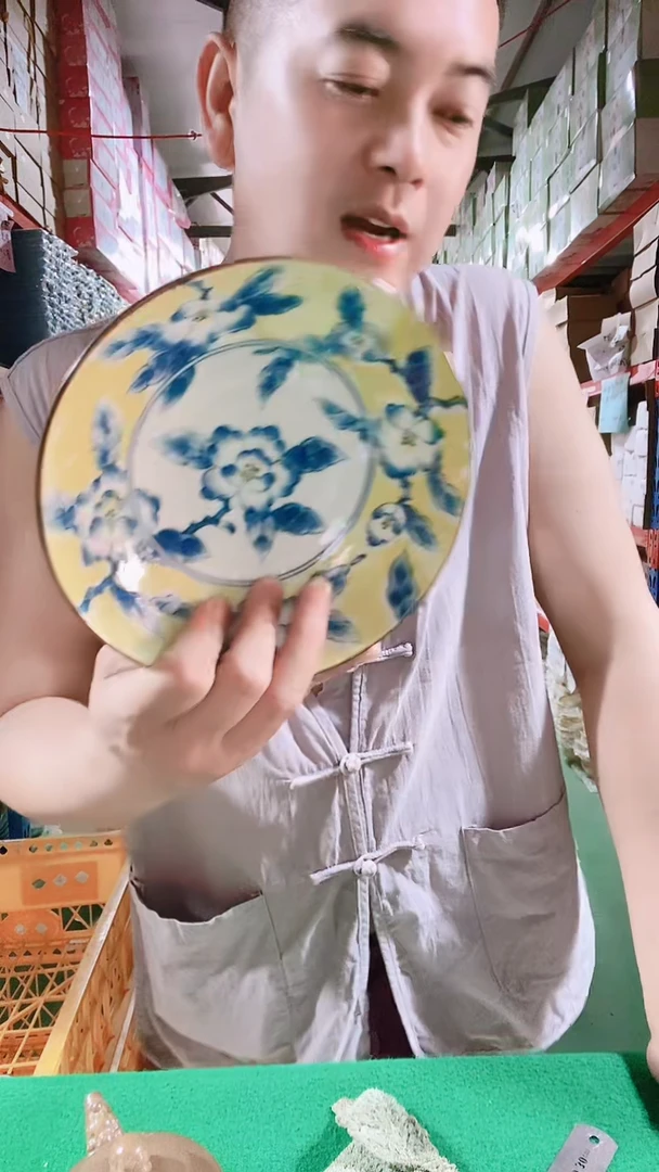 瓷片碗碟好物一件不留@@1