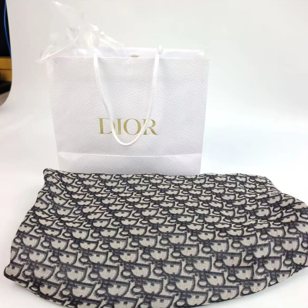 全新未使用 DIOR/迪奥 安洁利严选/QK0111279 围巾