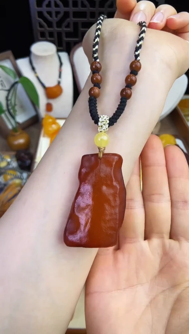 未镶嵌琥珀珠宝奇石柒月