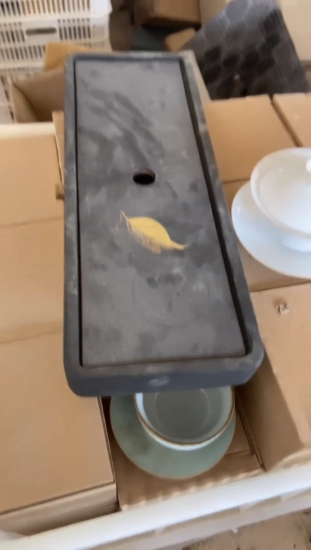 无运费险有瑕疵的摄影的产品有使用过的痕迹有点脏介意勿拍