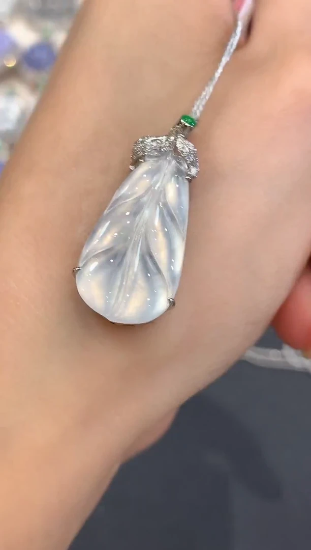 吊坠(不含链)18K金镶嵌翡翠a71