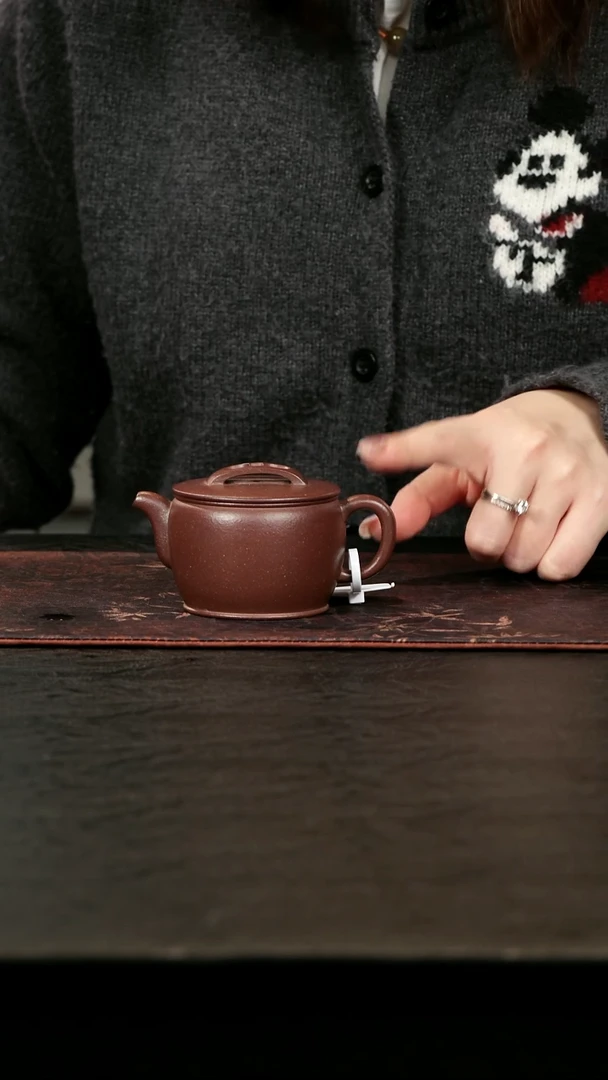 茶壶紫砂老紫泥面刚汉瓦120cc