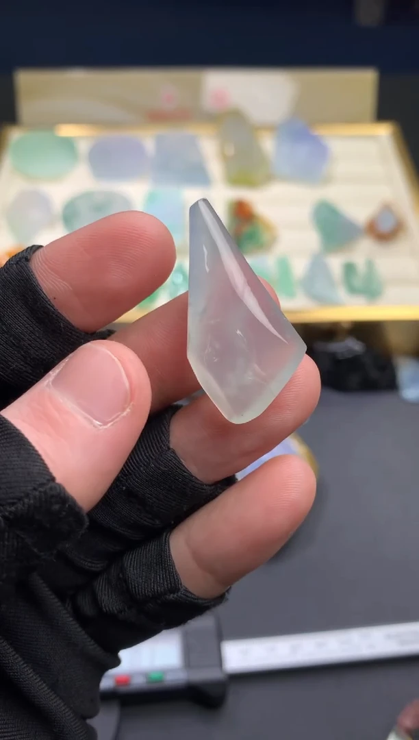 【闪购商品】定制翡翠未镶嵌