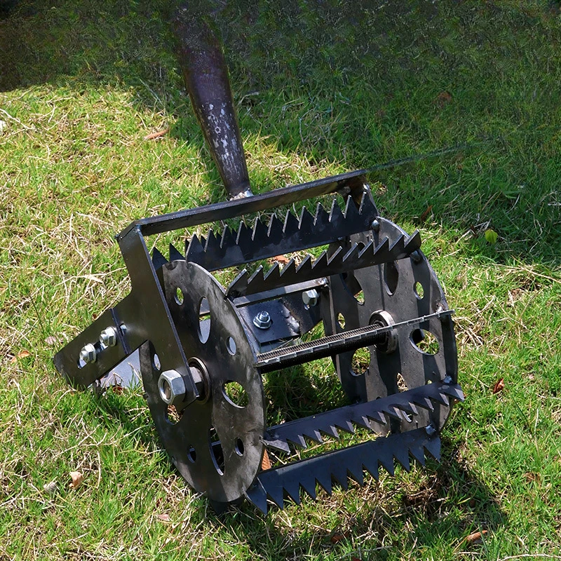 新款手持轮式除草器手推轮式锄头锰钢除草器锯齿轮农用工具