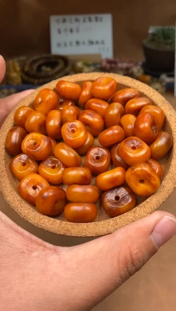 【闪购商品】牛骨其他P1030-老料扣子-有棕裂