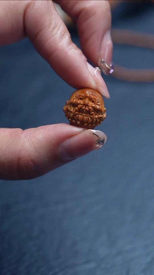 【闪购商品】橄榄核吊坠苏工橄榄核