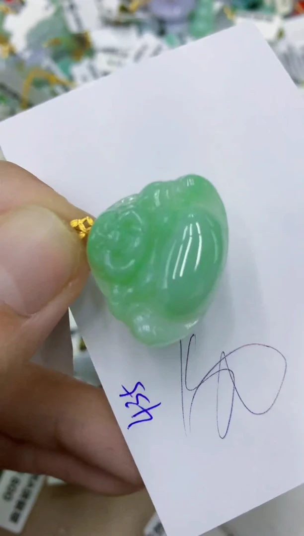 颈饰18K金镶嵌翡翠11111111111
