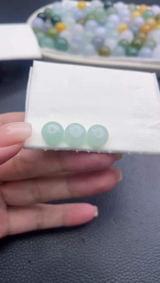 定制翡翠未镶嵌V****ᯓ珠子