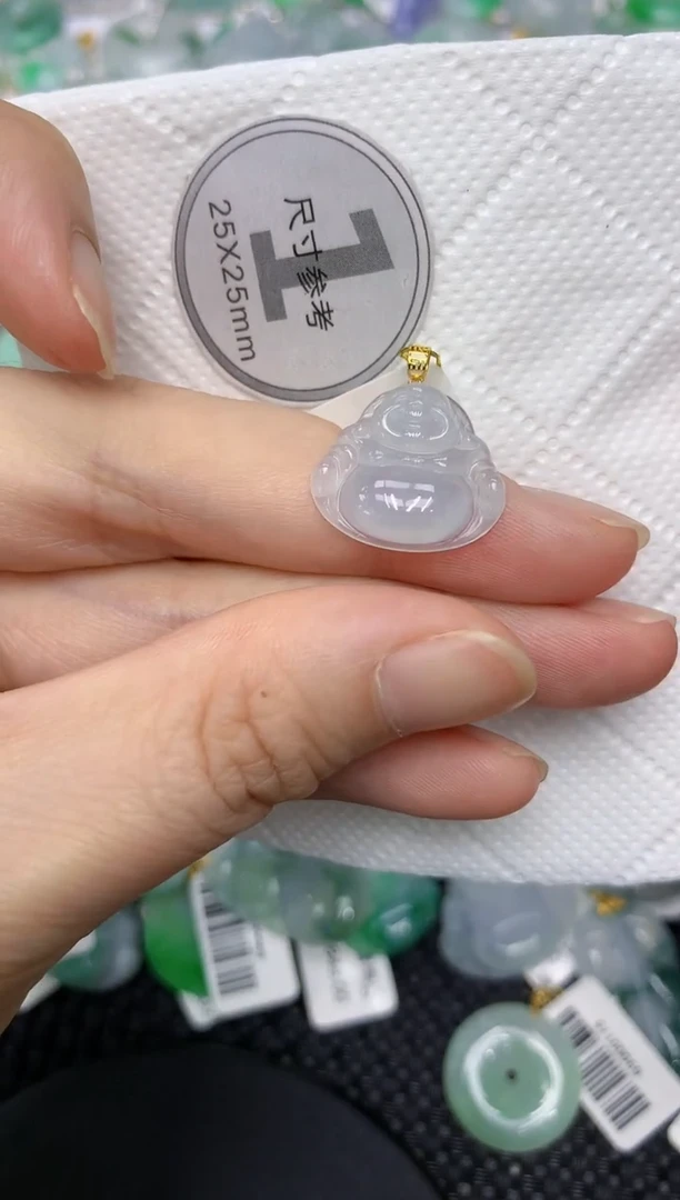 翡翠18K金镶嵌颈饰111111111