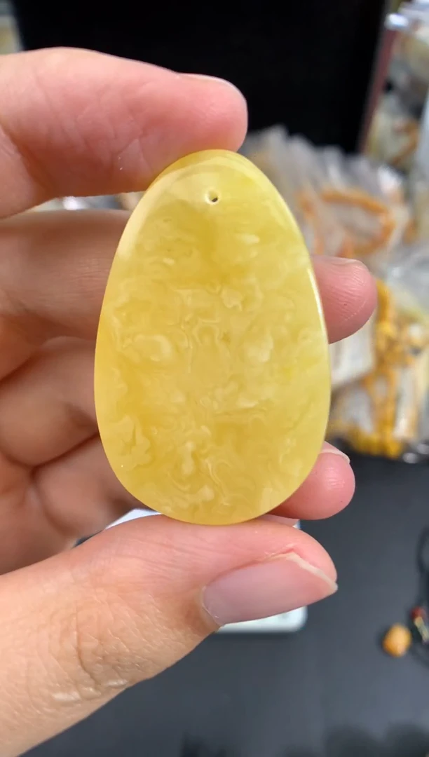 蜜蜡未镶嵌珠宝奇石1