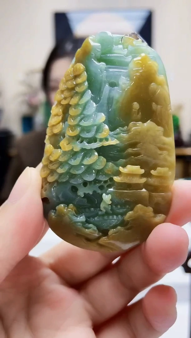 未镶嵌定制翡翠吊坠82