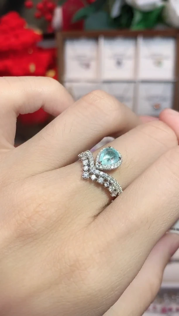 18K金镶嵌戒指帕拉依巴碧玺0.92ct/天然宝石/七天无理由