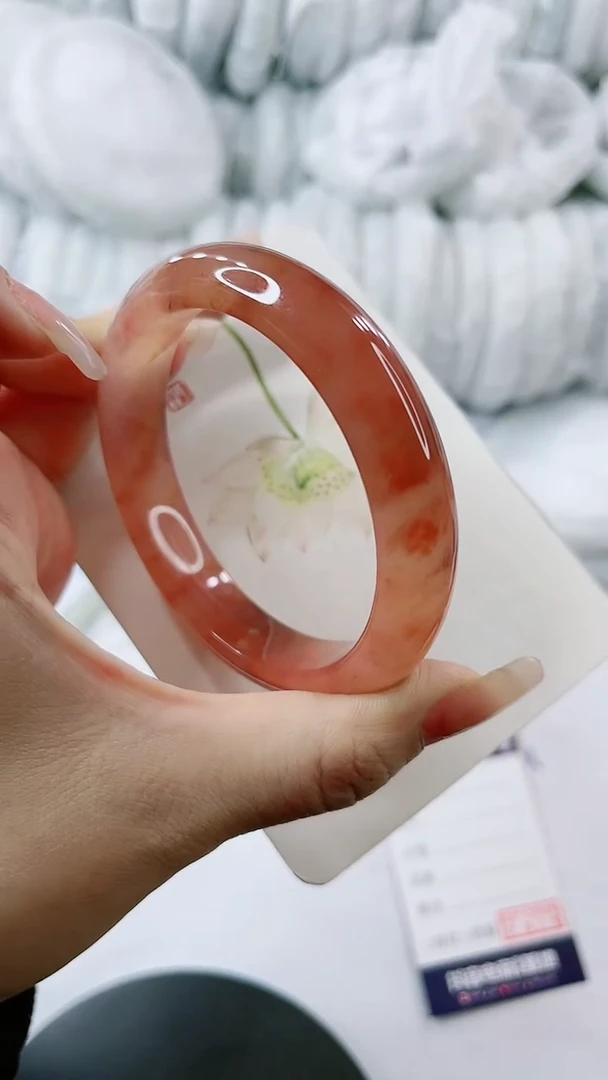 【闪购商品】石英质玉手镯未镶嵌0011582792 多样性发货