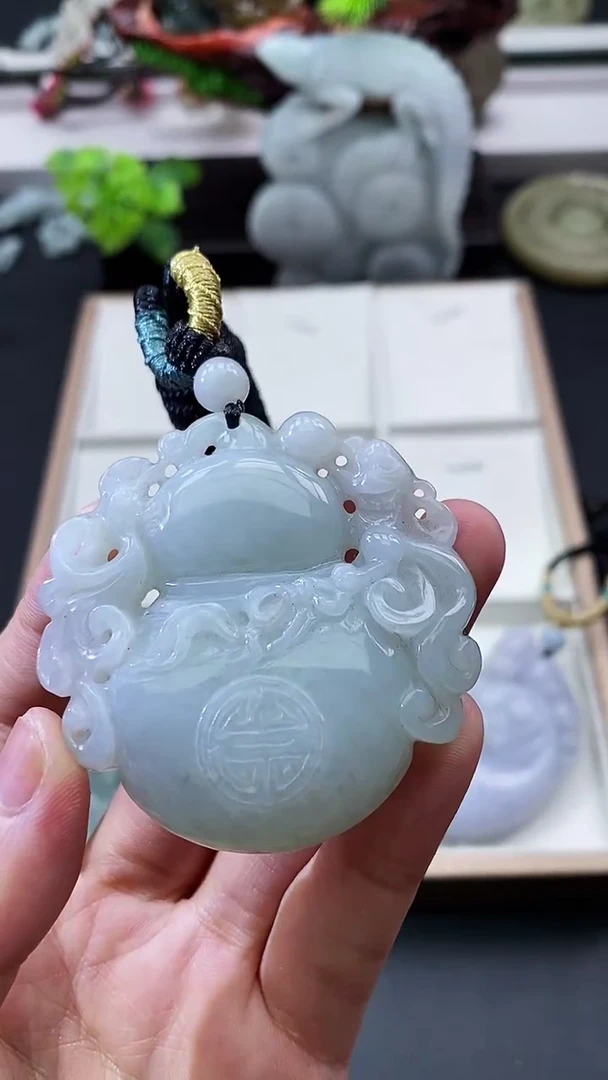 颈饰未镶嵌翡翠天然缅甸A货翡翠