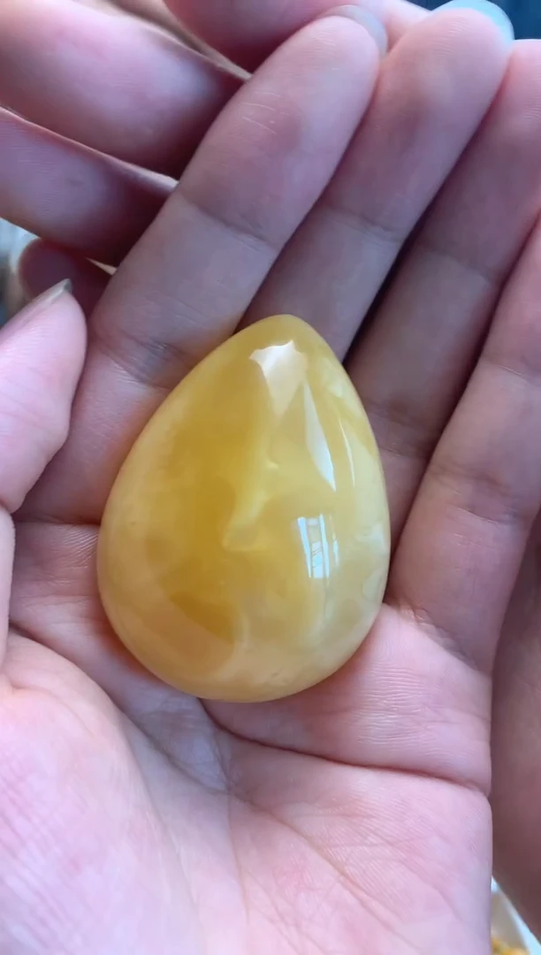 未镶嵌颈饰蜜蜡俄料水滴