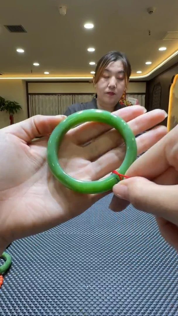 颈饰未镶嵌和田玉手镯57