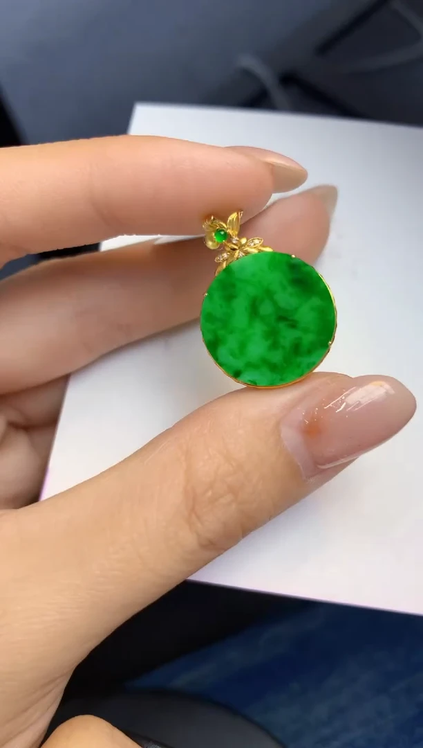 颈饰18K金镶嵌翡翠天然A货缅甸翡翠百元以上9元证书费自理