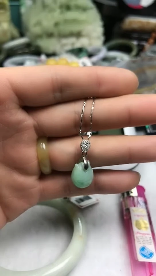 【闪购商品】翡翠颈饰银S925镶嵌花瓶