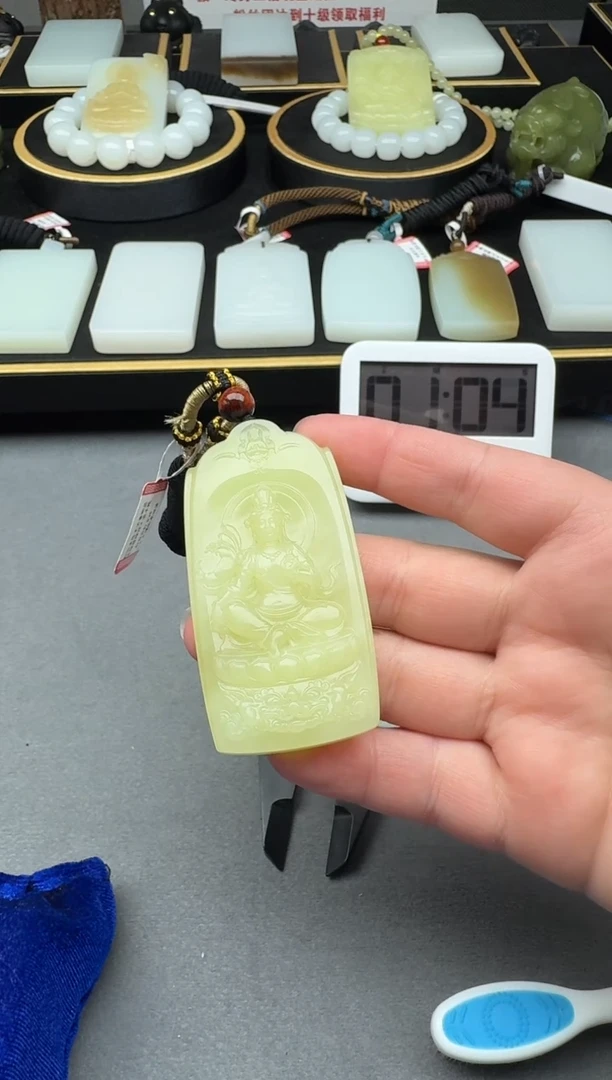 颈饰未镶嵌和田玉4