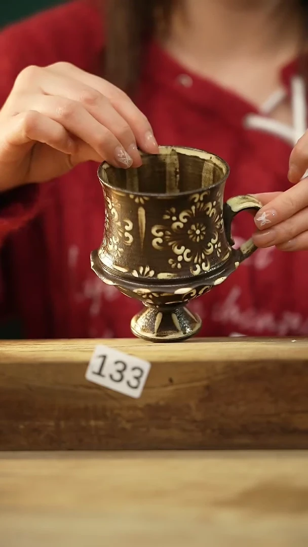 【闪购商品】瓷片新品！设计师款手绘/咖啡杯 听歌