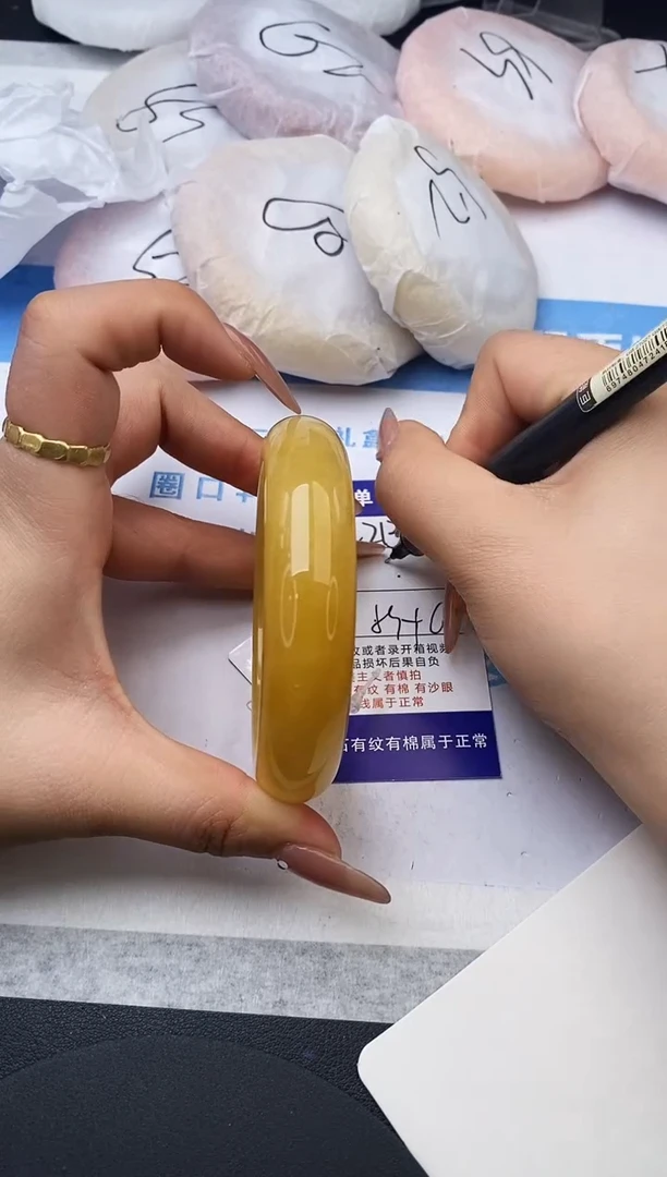 未镶嵌手镯石英质玉w213-HB59+