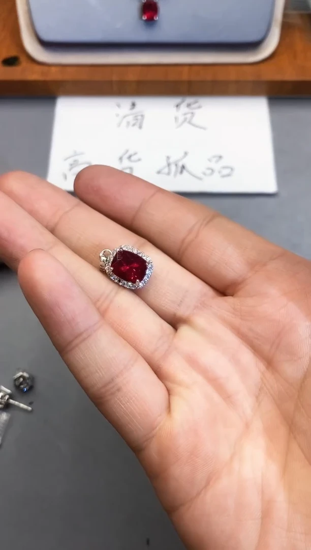 【闪购商品】石英质玉珠宝奇石合金1