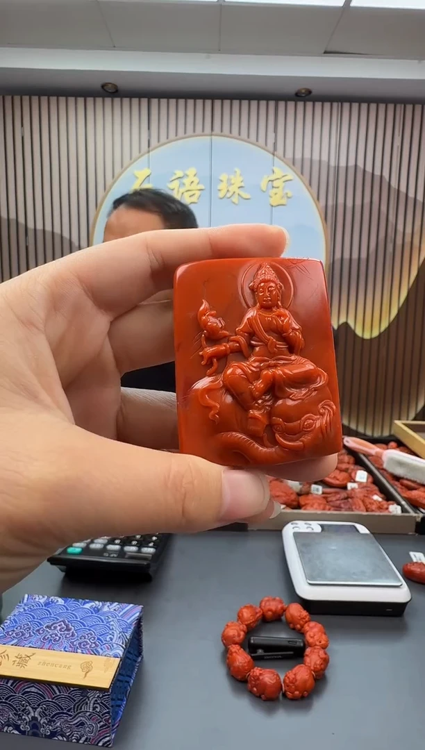 未镶嵌雕刻南红玛瑙107ZB0914产品一个