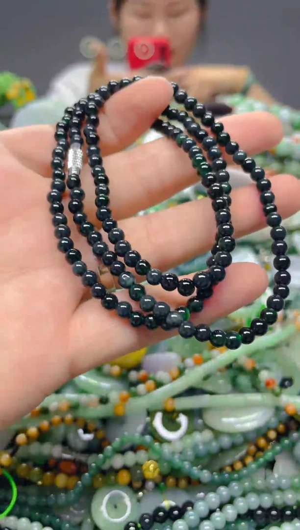 翡翠未镶嵌颈饰4mm/C/翡翠A货,一件也是批发价