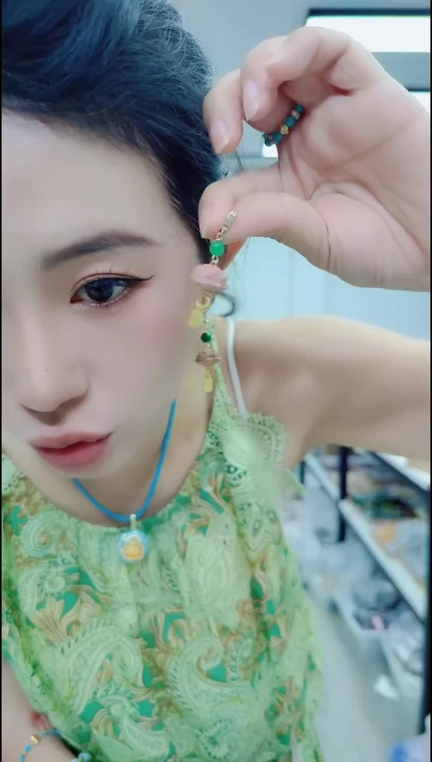 01101血柏莲花一个